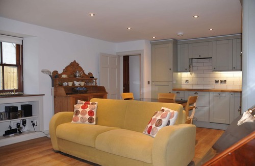 Banff Cottage | Experience Dram Cottage: Pet-Friendly Retreat in Sandend