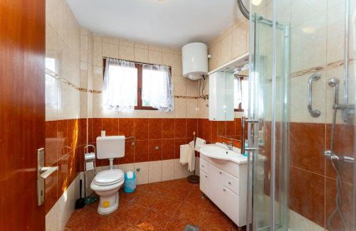 Zrce Apartment | Drazen Charming First Floor Apartment
