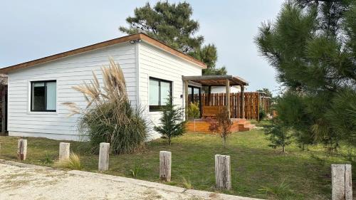 Colonia Chapadmalal House | Pet-Friendly Retreat at Dread Chapa Shack Casa 1 - Rated 10/10