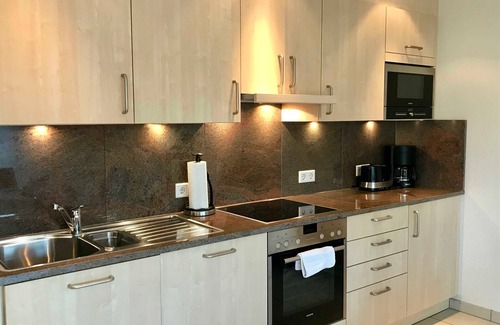 Gluecksburg Apartment | Cozy Dream Apartment with Ocean View & Family Amenities
