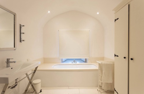 Evora Apartment | Dream apartment in the heart of a Royal Palace