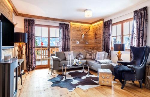 Schonbach Apartment | Inviting Dream Panorama Chalet: Top Ski Retreat for Families