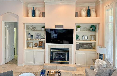 Fort Morgan House | Experience Dream Big Dreams with Relaxing Amenities