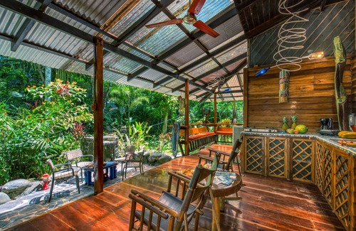 Manzanillo House | Family-Friendly Dream Caribbean House with Spa and Breakfast