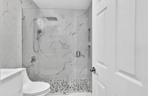 Dania Beach Villa | Dream Hollywood Beach Retreat With Jacuzzi and Fire Pit