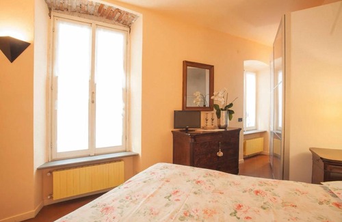 Citta Alta Apartment | Comfortable Dream House: Pet-Friendly Family Retreat