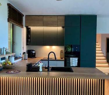 Tatranska Lomnica Villa | Elegant Dream House: Child-Friendly Comfort & 10/10 Rating