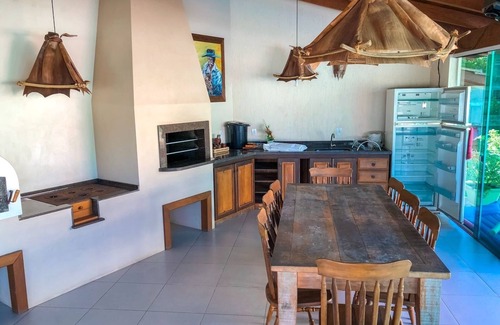 Garopaba House | Idyllic Retreat with Pool and Beach Access - 10/10 Rated