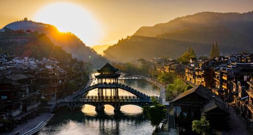 Fenghuang House | Experience Dream in Fenghuang: Guest Rated 9.9 with Pets Welcome