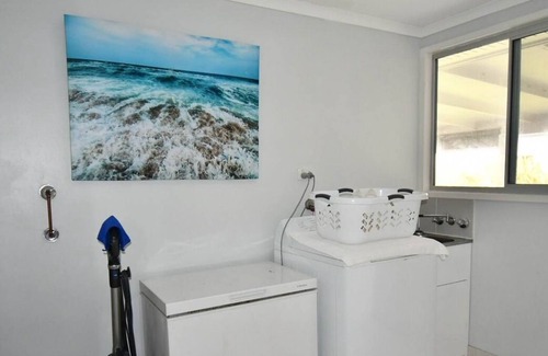 Woodgate House | Dream location with the comforts of your own pool, a perfect family getaway!