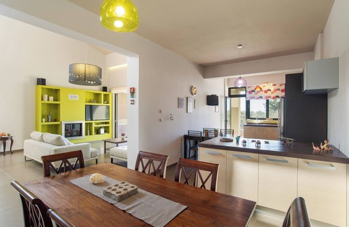 Makrys Tichos Villa | Dream's House - Villa with Pool & Stunning Views !