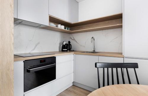 Bydgoszcz Apartment | Cozy Dream Team Nordic Haven: Pet-Friendly & Accessible