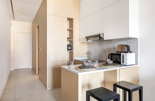 Palm Jumeirah Apartment | Unforgettable Getaway at Royal Amwaj Residences