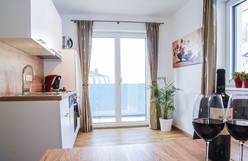 Laubichl Apartment | Ideal Dream Vacation Home with Pool & Breakfast Options