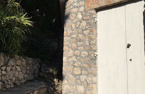 Bobovisca Apartment | Idyllic Island Getaway in Croatia with Ocean View & Pool