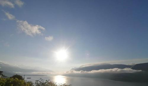 Brissago Apartment | Idyllic Lake Retreat: Guest Rated 10/10 for Unforgettable Stays