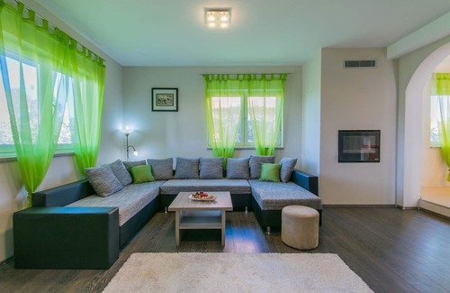 Skatari Villa | Relaxing Retreat: Villa Tea with Pool & Spa for 9 Guests