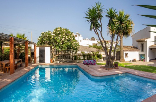 Rincon de la Victoria Villa | Beachfront Dream Villa with Pool & Ocean Views - Rated 10/10