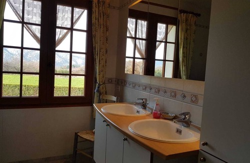 Malaucene Villa | Serene Villa by Ventoux with Pool & Wi-Fi, Rated 9.6/10