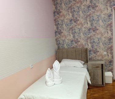 Kentron Hostel | Dreamer's Den Hostel and Tours