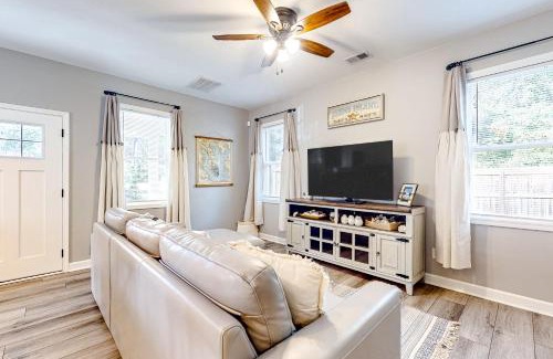 Johns Island House | Dreamy Getaway at The Lovers, The Dreamers, and You