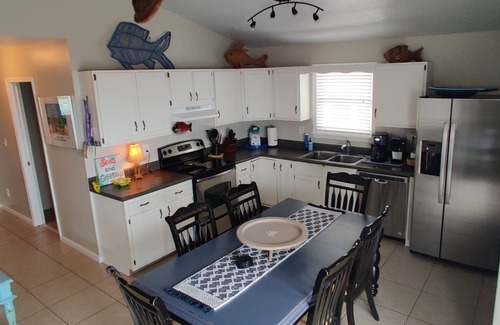 Kure Beach House | Oceanfront Bliss at Dreamers Den in Kure Beach