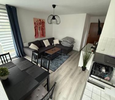 Fauler Grund Apartment | Dreamhopp28 - Idyllic Location with Terrace and Family Amenities