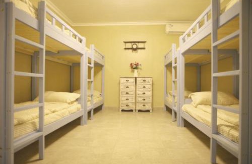 Koror Bed & Breakfast | Family-Friendly Retreat at DreamHouse - Perfect for Kids
