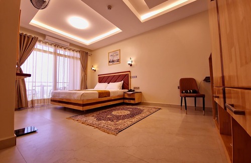 Northern Region Hotel | Relax at Dreamland Hotel Arua with Pool & Restaurant