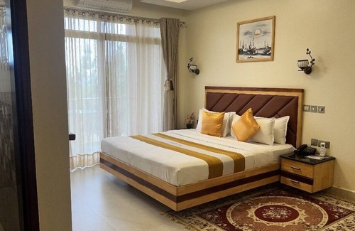 Northern Region Hotel | Relax at Dreamland Hotel Arua with Pool & Restaurant
