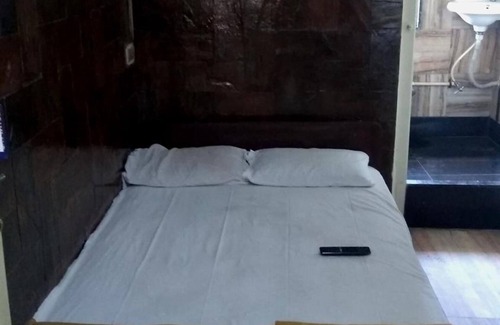 Fort Hotel | Welcoming Dreamland Hotel: Family-Friendly with Breakfast