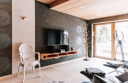 Annaberg im Lammertal Ski Chalet | Explore Dreamlike Chalet with Spa & Pool in Dachstein-West