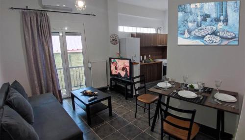 Karditsa Apartment | Dreams 1: Child-Friendly Escape with High Guest Ratings
