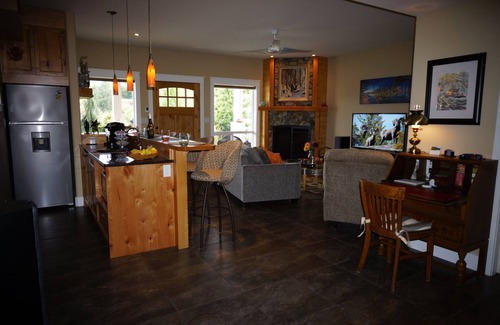 Okanagan-Similkameen Bed & Breakfast | Unforgettable Stay at Dreams B & B - Rock Creek Room