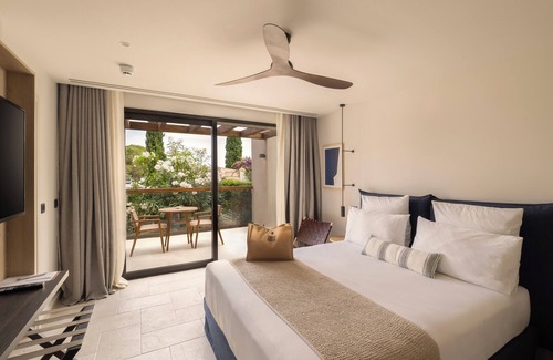 Gouvia Hotel | Indulge at Dreams Corfu Resort & Spa - All Inclusive Oasis