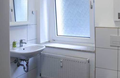 Friedrichstadt House | Eco-Friendly Dreams Düsseldorf: Family Welcoming Getaway