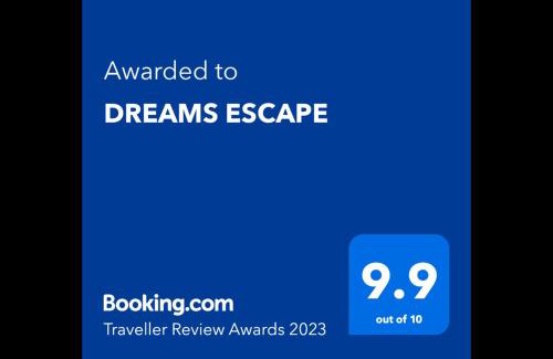 Craiova Apartment | Dreams Escape: Pet-Friendly Haven with 9.9 Guest Rating