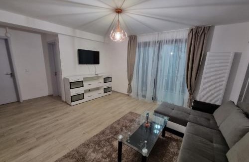 Craiova Apartment | Dreams Escape: Pet-Friendly Haven with 9.9 Guest Rating