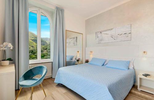 La Spezia House | Dreams Guest House: Pet-Friendly Oasis with Oceanfront Views