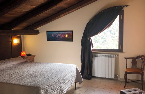 Valmontone Bed & Breakfast | Inviting Dreams Valley B&B: Spa, Restaurant & Family-Friendly