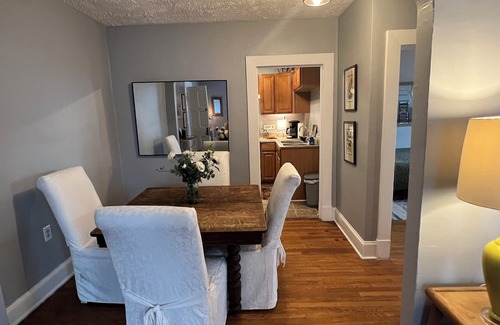 Winchester Apartment | Dreamweaver — 1BR 1BA just two blocks from the downtown walking mall