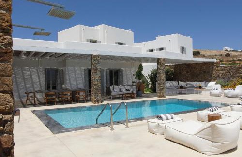Antiparos Villa | Dreamy 5 BDR Antiparos pool villa