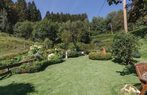 Eslohe House | Serene Apartment Steps from the Forest, Pet-Friendly Stay