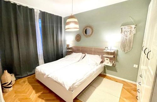 Oborishte Apartment | Ideal Apartment Steps from the City Center - Rated 9.7/10