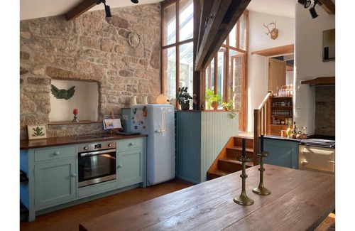 St. Dennis Villa | Serene Cornish Country Villa with Pool and Ocean Views