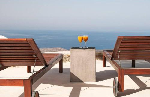 Serifos House | Inviting Dreamy Cycladic Summer House for Families and Pets