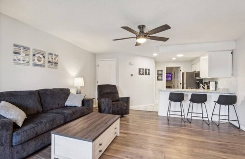 Lake Delton Condo | Family & Couple Retreat at Dreamy Dells Oasis