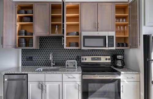 Waller Creek District Apartment | Inviting Downtown 2BR with Deck, Gym & Pet-Friendly Perks