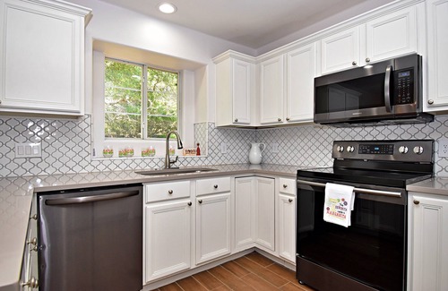 Dripping Springs House | Experience Dreamy Dripping Springs: Pet-Friendly Retreat