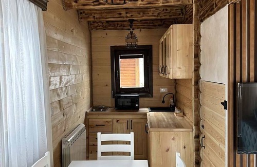 Zabljak House | Cozy Retreat for 5 in Zabljak - Family Friendly Escape